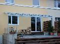 Terrassenueberdach und Treppen .JPG